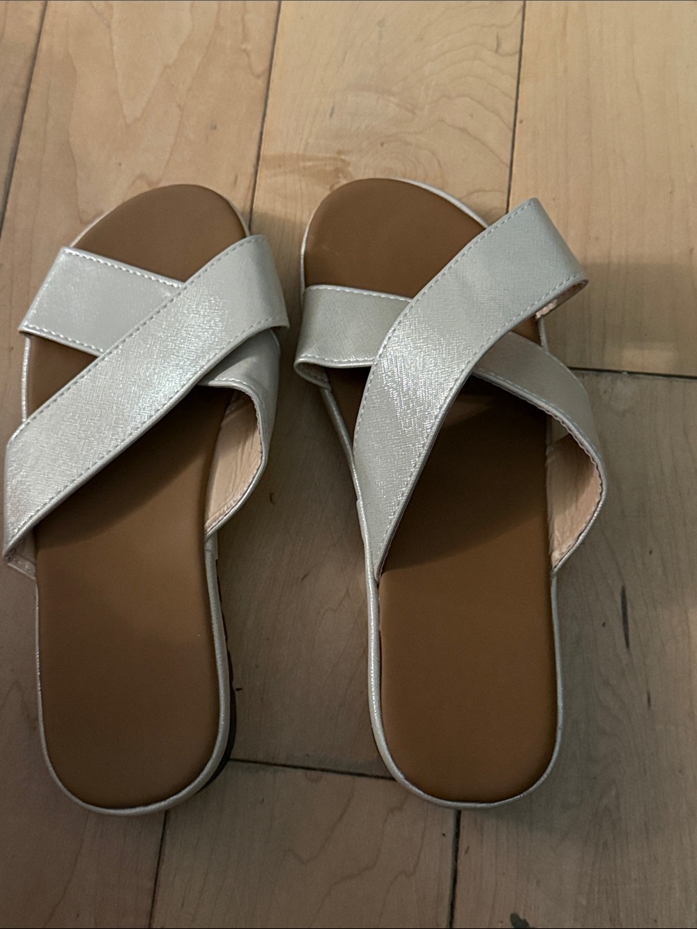 Women’s Cream Crisscross Slide Sandals